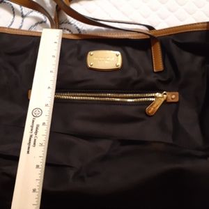Michael Kors Cute Black HandBag